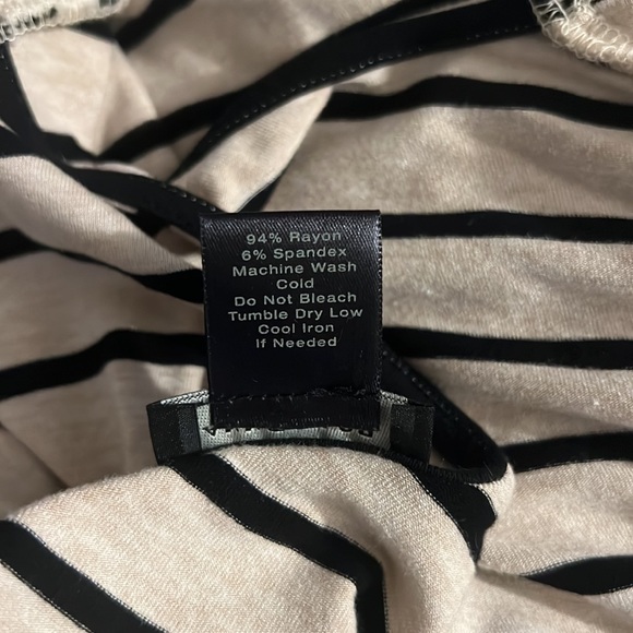 Stripe sleeveless dress - Picture 5 of 5